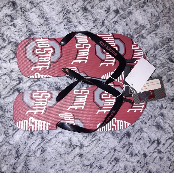 Ohio State Buckeyes flip-flops - Picture 2 of 4